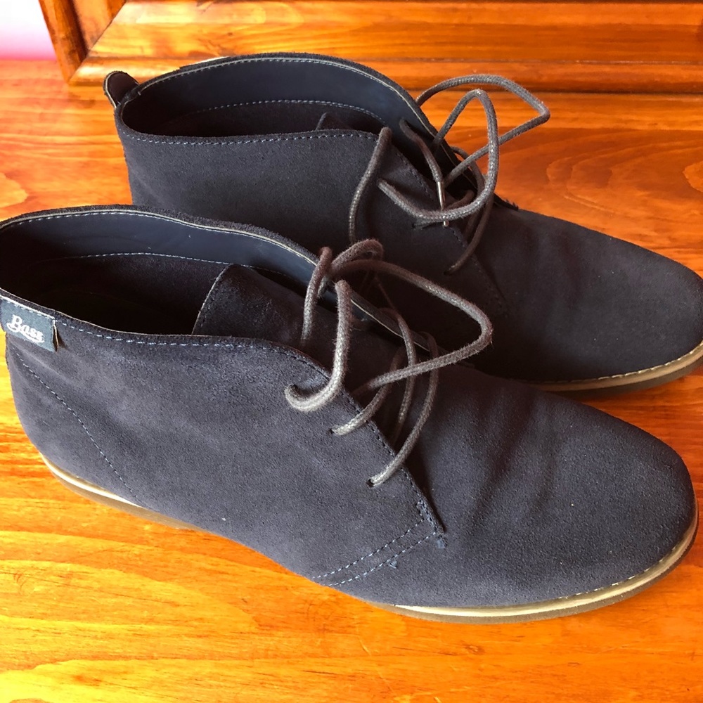 Bass string up boots